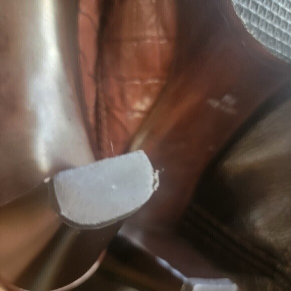 Stuart Weitzman cognac leather clog w/ chunky heel gold accented rivets & buckle - Picture 5 of 6